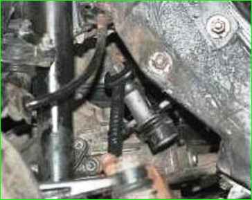 Замена средней тяги