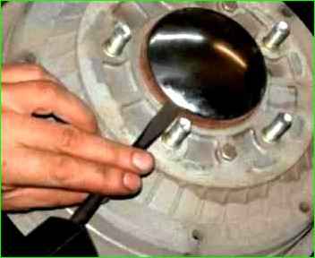 Aus- und Einbau der Bremstrommel