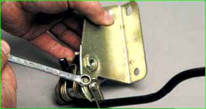 Тежегіш қысым реттегішін және оның жетекін ауыстыру