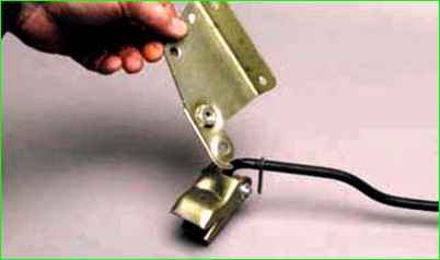 Тежегіш қысым реттегіші мен оның жетегінің ауыстырылуы