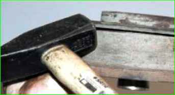 Как заменить тормозной диск Нива Шевроле