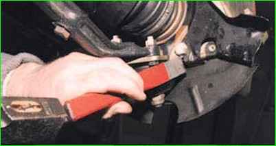 Как заменить тормозной диск Нива Шевроле