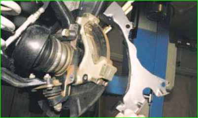 Как заменить тормозной диск Нива Шевроле