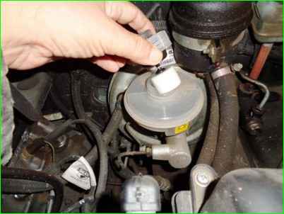 Замена тормозной жидкости Нива Шевролет