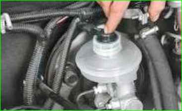 Замена тормозной жидкости Нива Шевролет