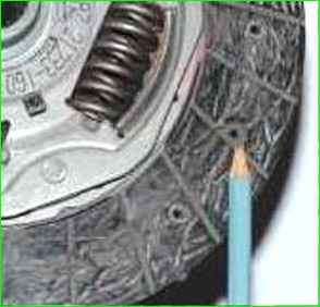 Как заменить сцепление Нива Шевролет