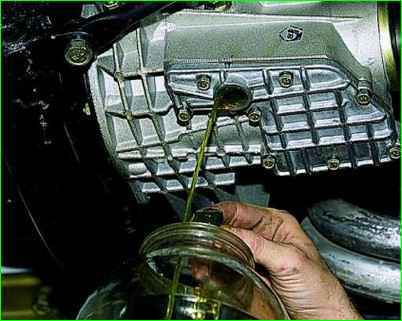 Ölwechsel im Vorderachsgetriebe