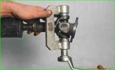 Нива Chevrolet кардандық беріліс қорабын жөндеу жұмыстары