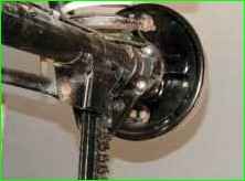 How to remove the axle shaft of a VAZ-2123 car