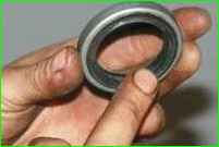 Замена подшипника и сальника внутреннего шарнира