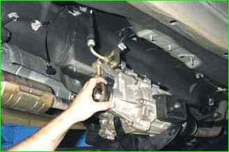 Снятие и установка раздатки Нива Шевролет