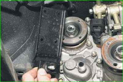 Снятие и регулировка механизма переключения передач