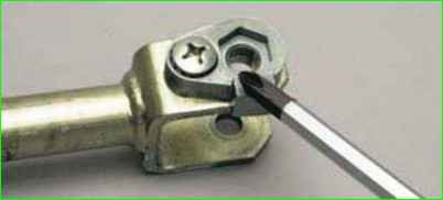 Разборка привода управления механизмом передач