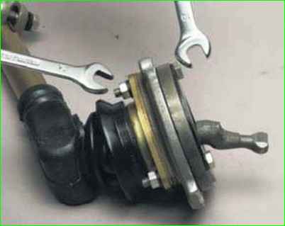 Разборка и сборка механизма выбора передач