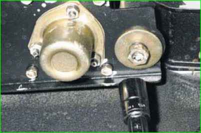 Снятие и регулировка механизма переключения передач