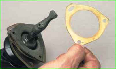 Разборка и сборка механизма выбора передач