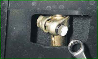 Снятие и регулировка механизма переключения передач