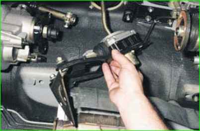 Снятие и регулировка механизма переключения передач