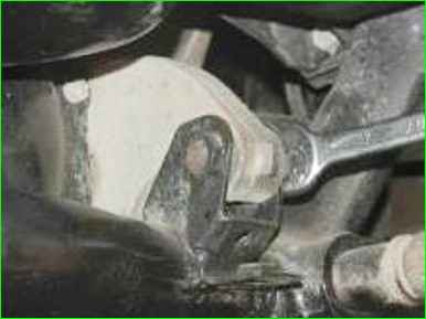 Austausch des Vorderachsgetriebes Niva Chevrolet