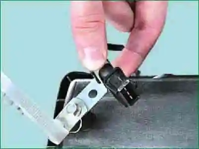 ZMZ-406 таратқыш білігінің сенсорын қалай тексеруге болады