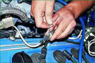 Замена датчика синхронизации ЗМЗ-406