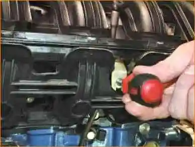 Как заменить прокладку крышки ГБЦ ВАЗ-21126