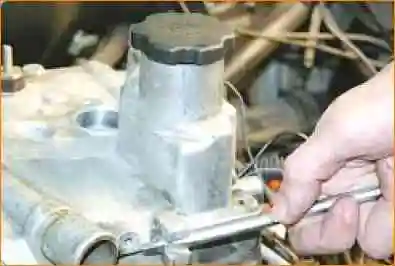 Как заменить прокладку крышки ГБЦ ВАЗ-21126