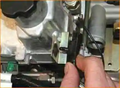 Как заменить прокладку крышки ГБЦ ВАЗ-21126