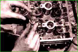 Как заменить маслосъемные колпачки ЗМЗ-405, ЗМЗ-406
