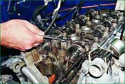 ZMZ-406 қозғалтқышының таратқыш біліктері