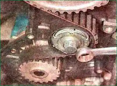 Замена ремня привода ГРМ двигателя 11183