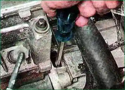 Замена ремня привода ГРМ двигателя 11183