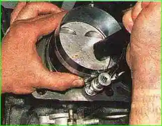 Як зібрати двигун ЗМЗ-406