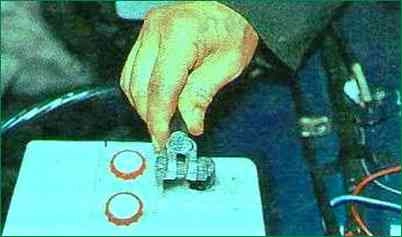 Diagnose des Motormanagementsystems ZMZ-406