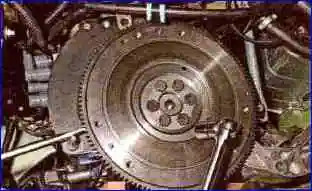 Замена сальников коленчатого вала ВАЗ-21126