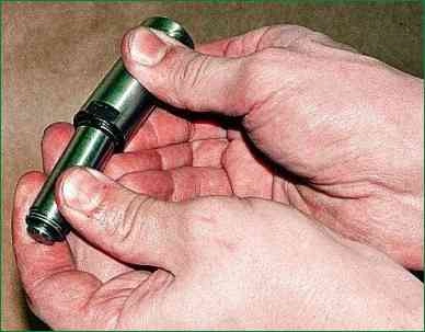 Гидронатяжитель цепи ЗМЗ-406