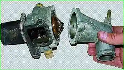 Замена термостата ЗМЗ-406