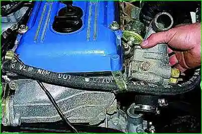 Замена термостата ЗМЗ-406