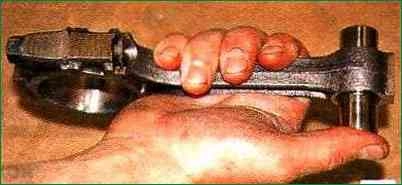 Как собрать шатунно-поршневую группу ЗМЗ-406