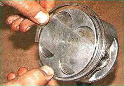 Как собрать шатунно-поршневую группу ЗМЗ-406