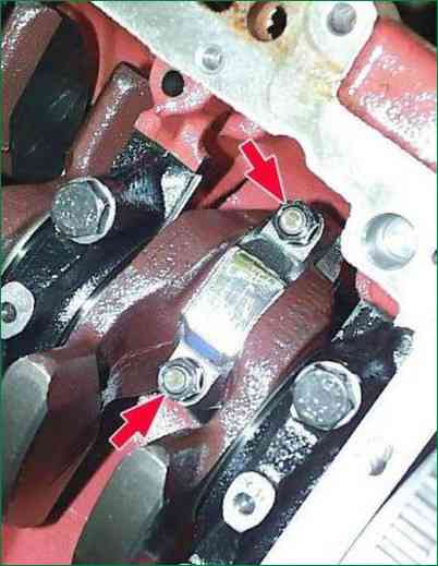 How to assemble the ZMZ-406 connecting rod and piston group