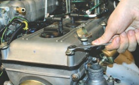 Замена прокладки крышки ГБЦ