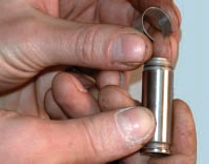 снятие и зарядка гидронатяжителя цепи