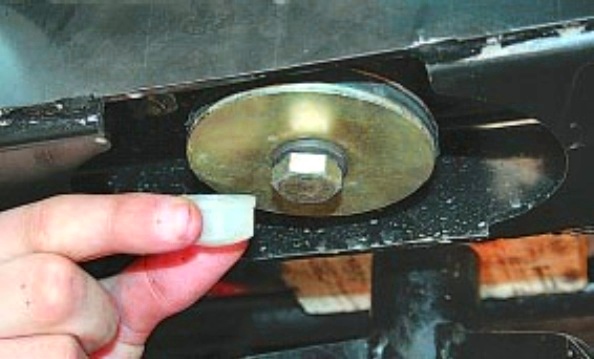 замена задней опоры силового агрегата УАЗ