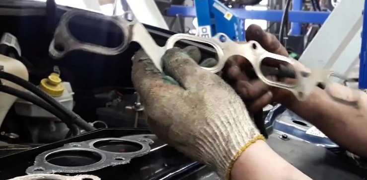 Замена прокладки выпускного коллектора ЗМЗ-406