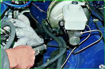 Extracción del colector de escape 