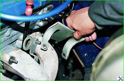 Extracción del colector de escape 