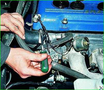 Замена прокладки крышки головки