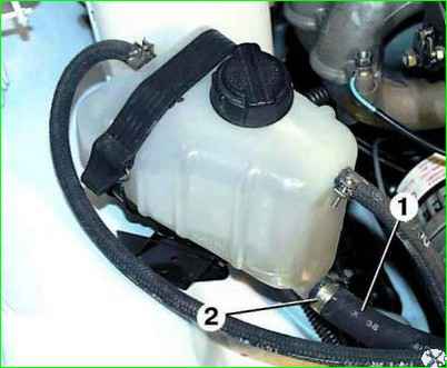 Заміна радіатора автомобіля