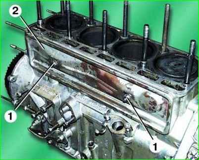 Снятие и установка распределительного вала